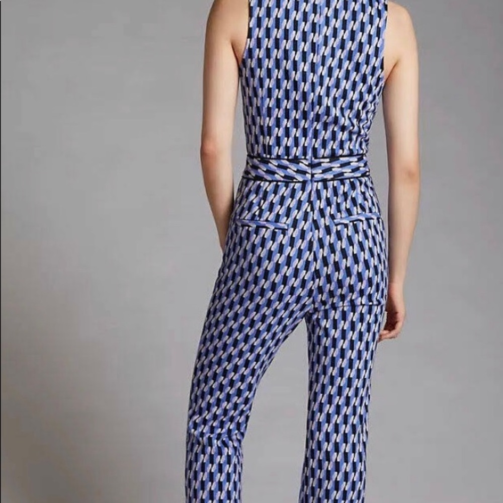 ✨NWT ANTHROPOLOGIE MAEVE PONTE WIDE-LEG JUMPSUIT. SO COOL LOOKING. Large✨ - Picture 2 of 5